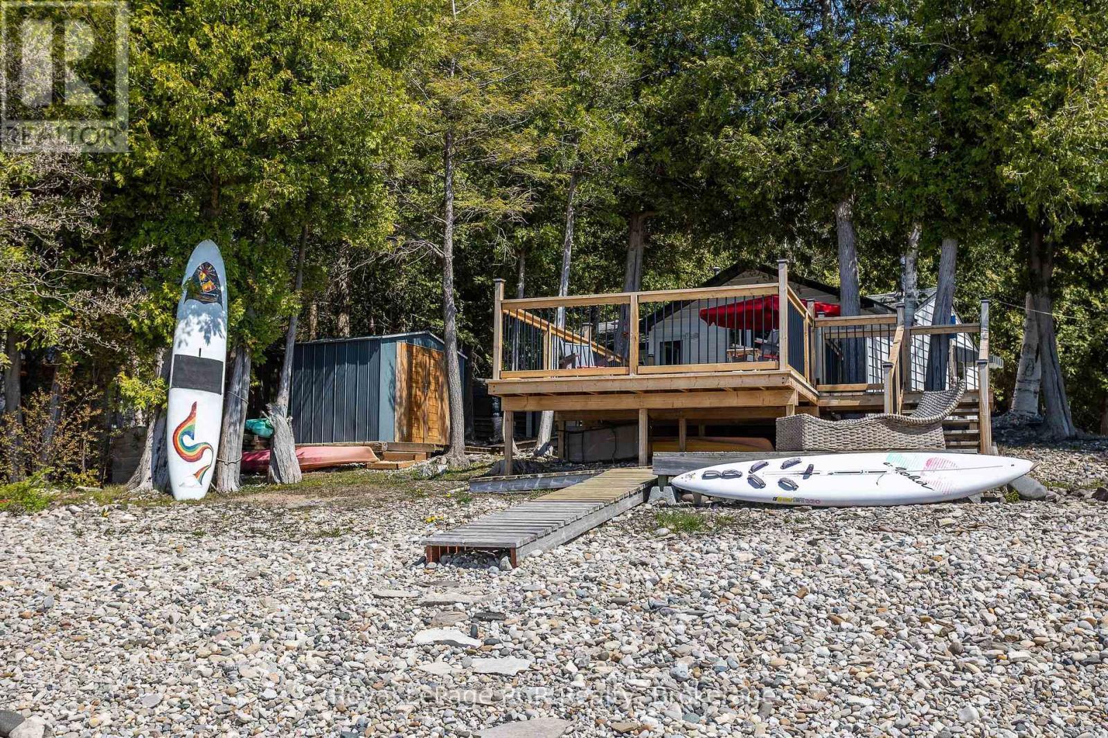 












917 BRUCE ROAD #13 ROAD

,
Native Leased Lands,




Ontario
N0H2L0

