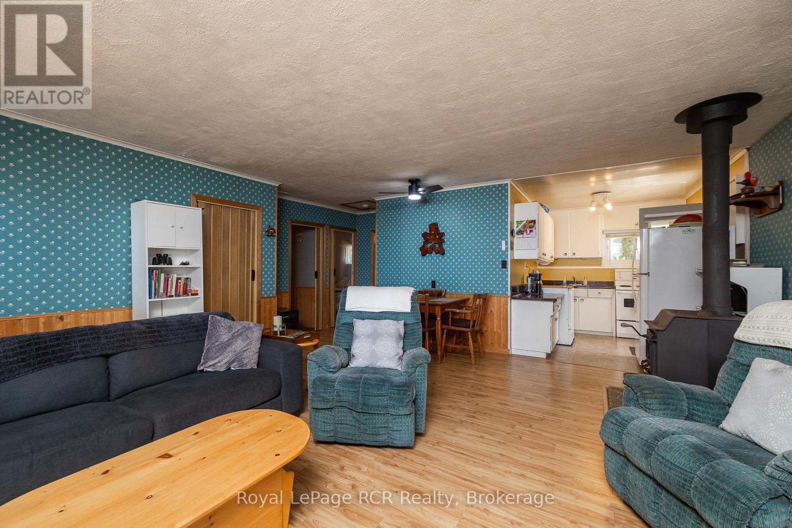 












917 BRUCE ROAD #13 ROAD

,
Native Leased Lands,




Ontario
N0H2L0

