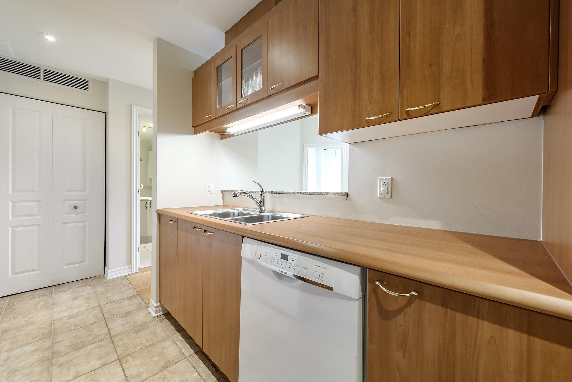 









2


Place des Jardins-des-Vosges

, 219,
Montréal (Verdun/Île-des-Soeurs),




QC
H3E2B2

