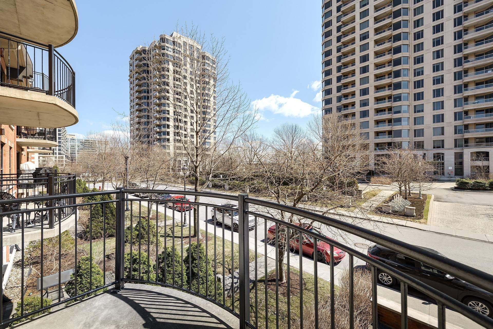 









2


Place des Jardins-des-Vosges

, 219,
Montréal (Verdun/Île-des-Soeurs),




QC
H3E2B2

