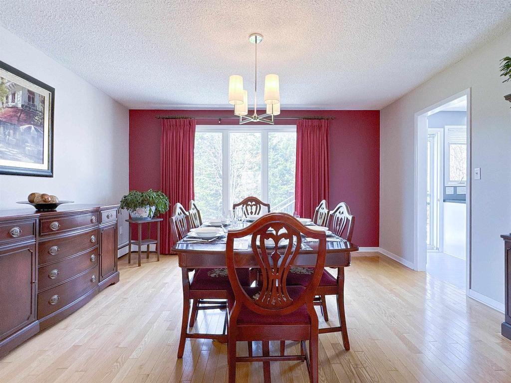 












21 Pope Avenue

,
Charlottetown,




PE
C1A 6N4

