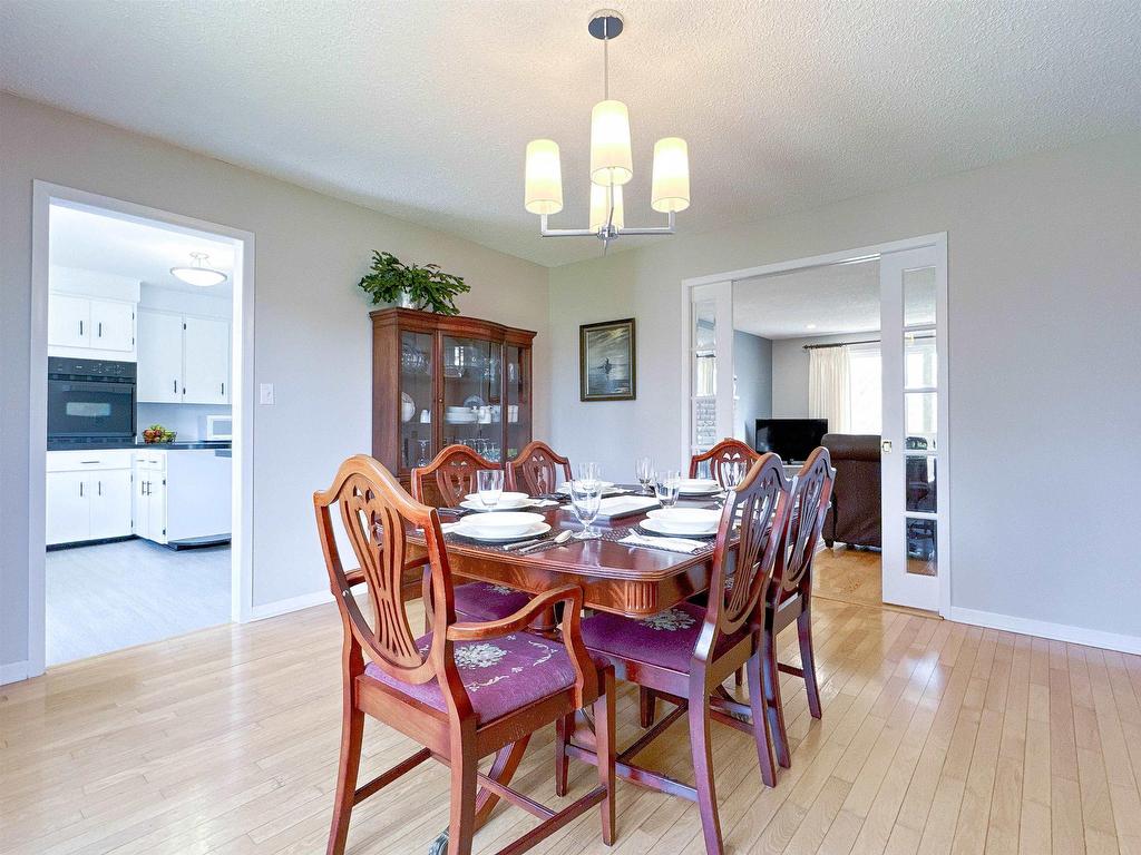 












21 Pope Avenue

,
Charlottetown,




PE
C1A 6N4

