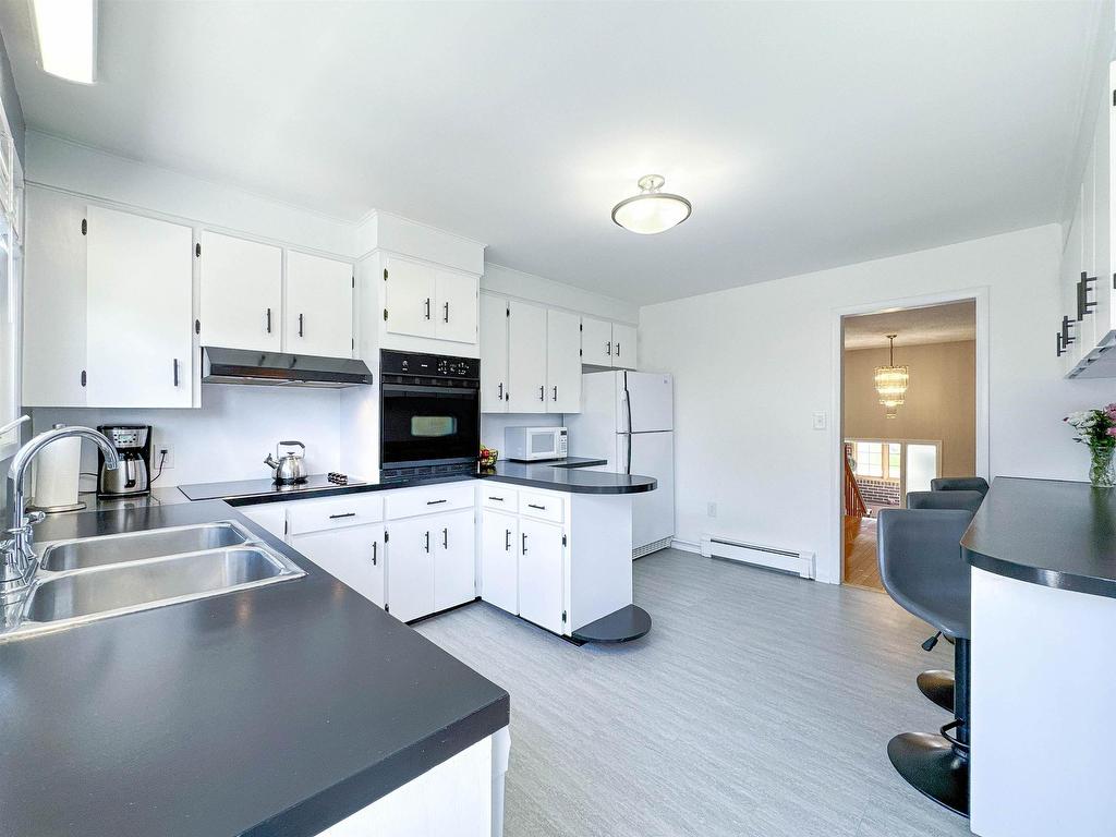 












21 Pope Avenue

,
Charlottetown,




PE
C1A 6N4

