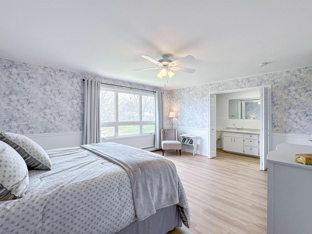 












21 Pope Avenue

,
Charlottetown,




PE
C1A 6N4

