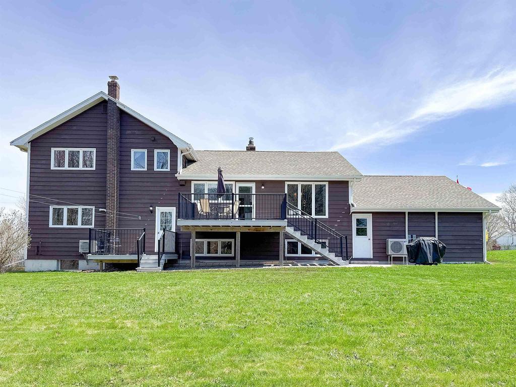 












21 Pope Avenue

,
Charlottetown,




PE
C1A 6N4

