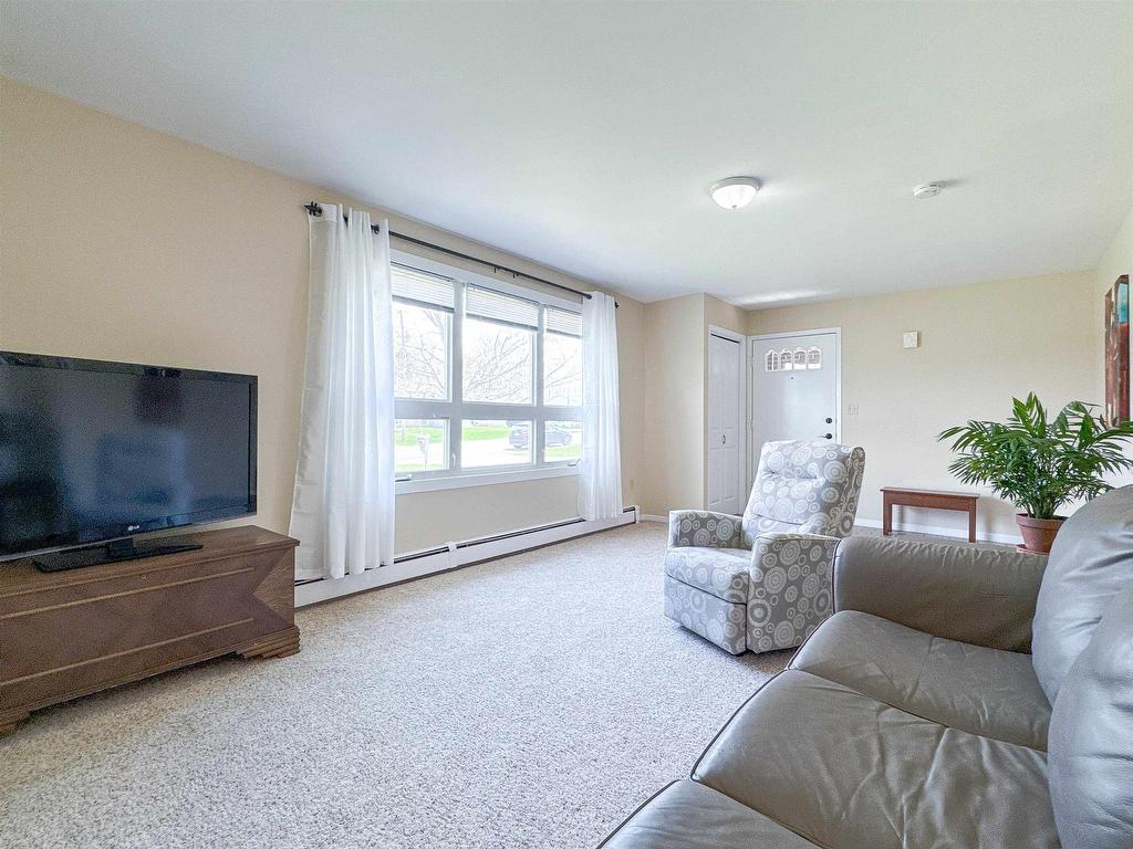 












21 Pope Avenue

,
Charlottetown,




PE
C1A 6N4

