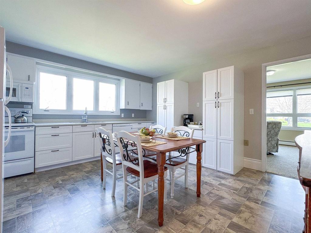 












21 Pope Avenue

,
Charlottetown,




PE
C1A 6N4

