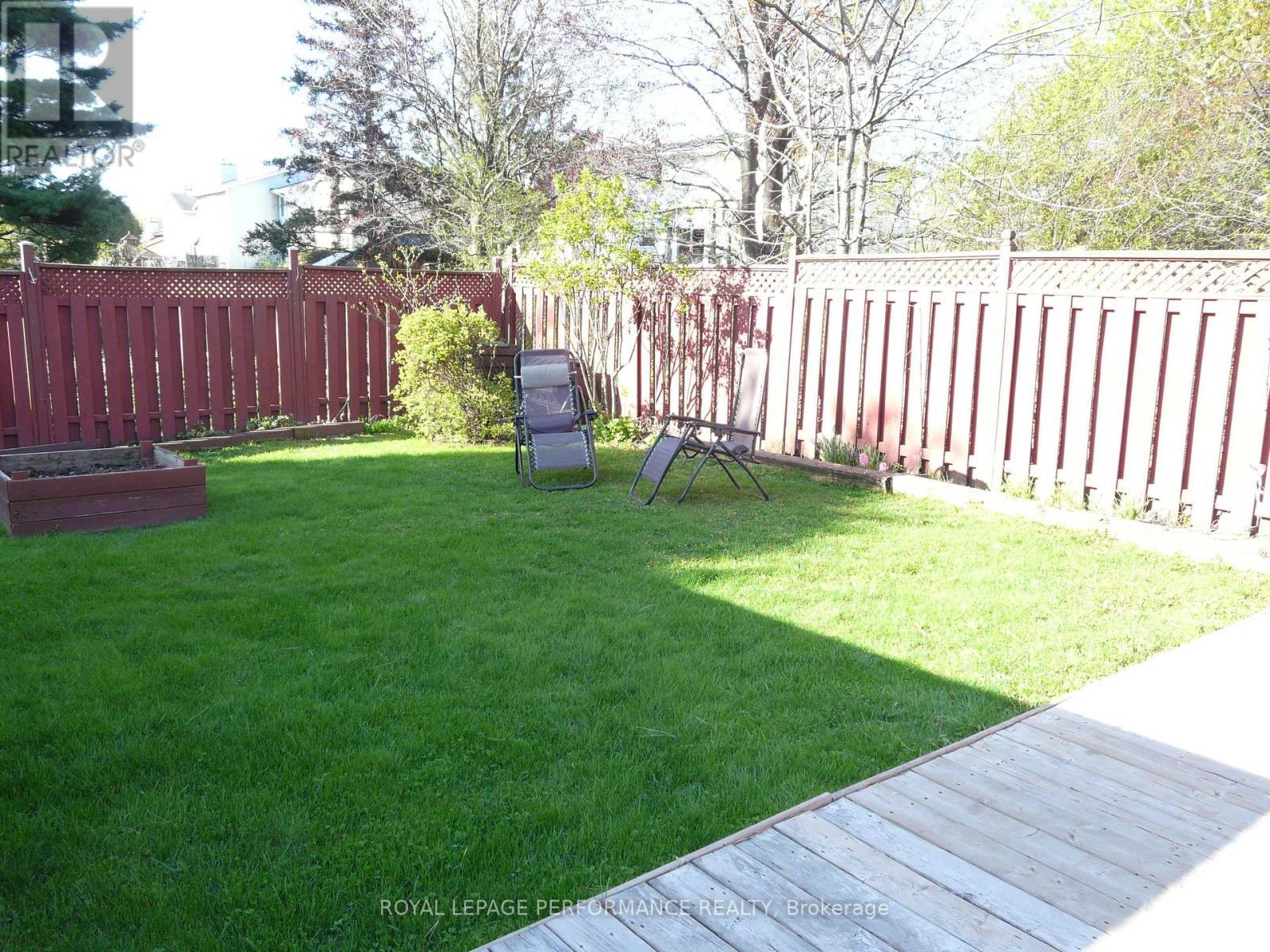 












996 LAPORTE STREET

,
Ottawa,




Ontario
K1J7B4

