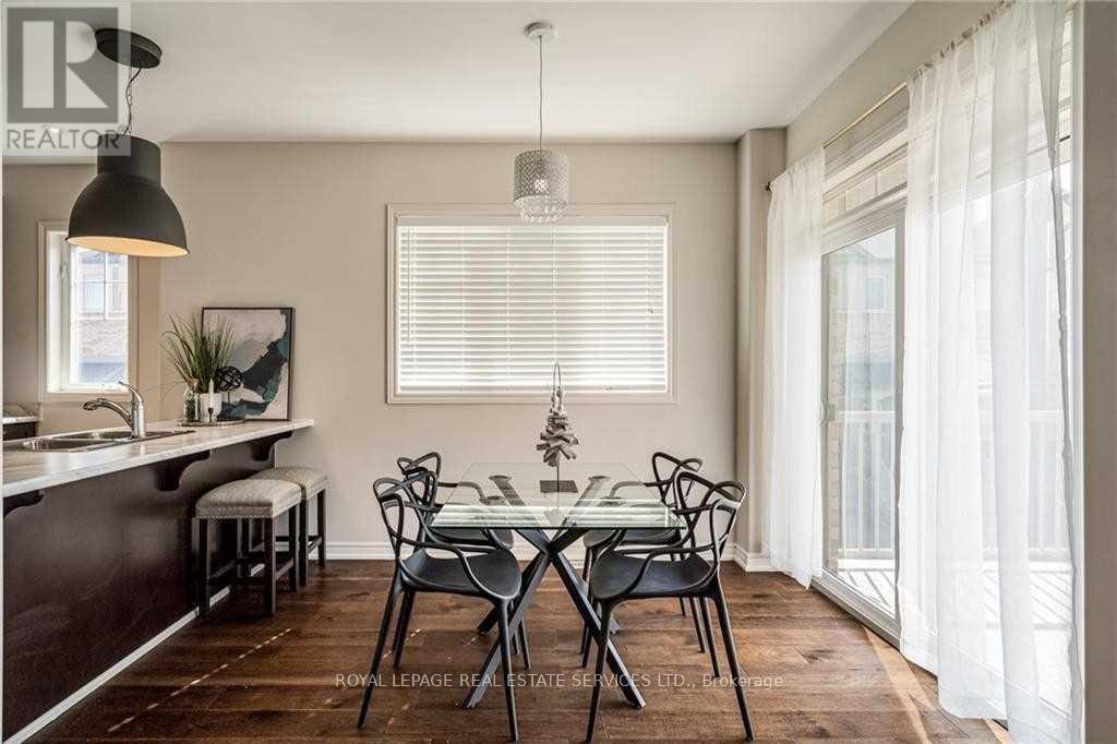 












47 - 201 WESTBANK TRAIL

,
Hamilton,




Ontario
L8J0H4


