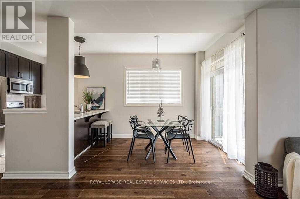 












47 - 201 WESTBANK TRAIL

,
Hamilton,




Ontario
L8J0H4

