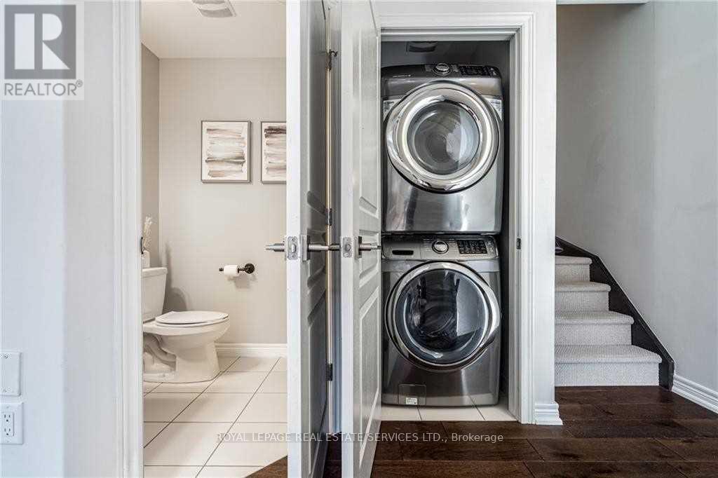 












47 - 201 WESTBANK TRAIL

,
Hamilton,




Ontario
L8J0H4

