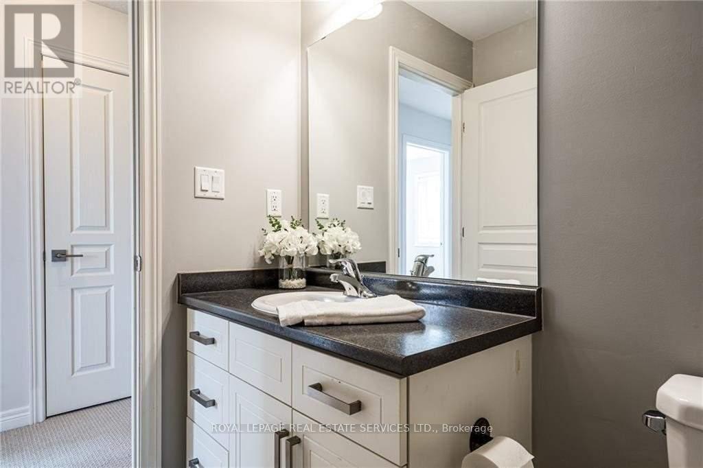 












47 - 201 WESTBANK TRAIL

,
Hamilton,




Ontario
L8J0H4

