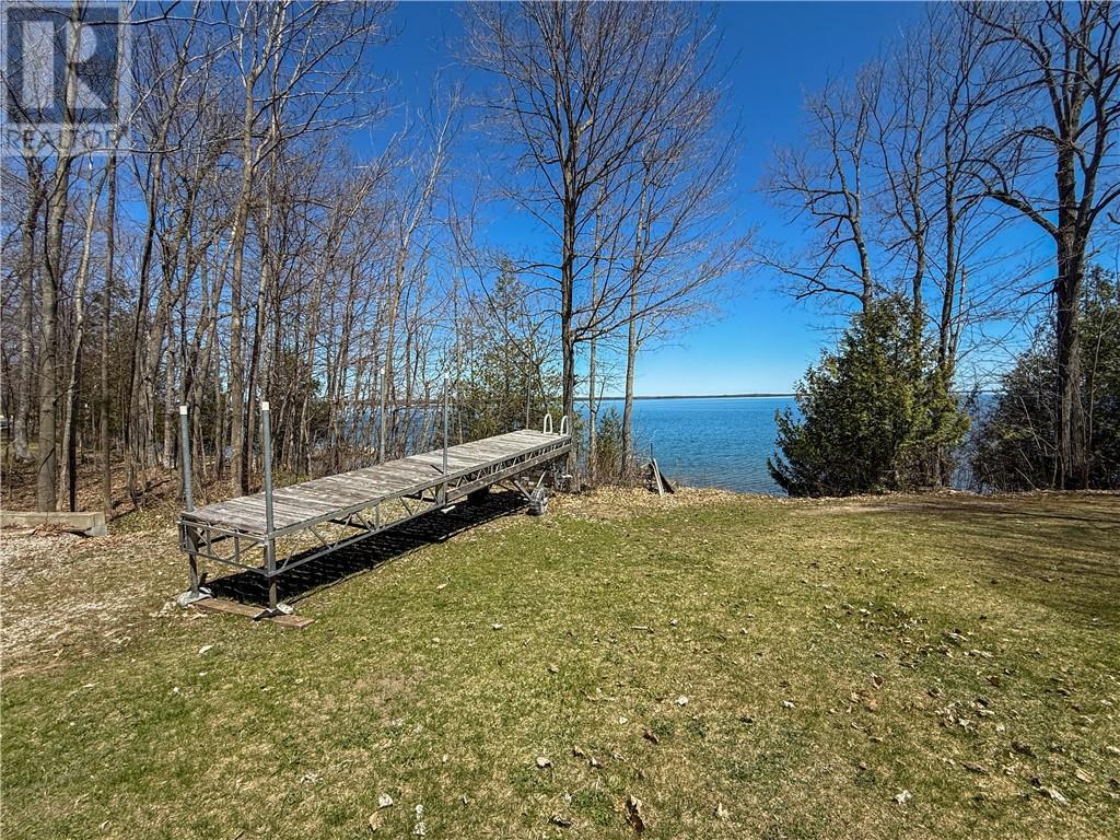 












80 Pauls Point Road

,
Mindemoya, Manitoulin Island,




Ontario
P0P1S0

