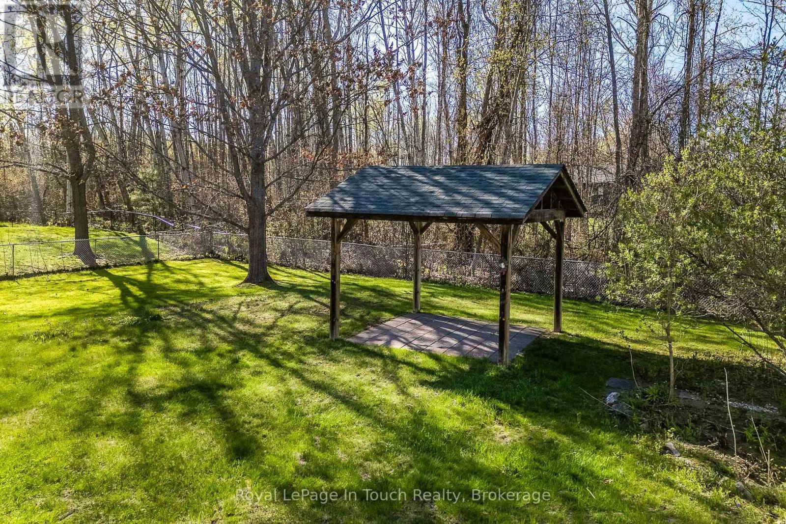 












6 DAVIS DRIVE

,
Tay,




Ontario
L0K2A0

