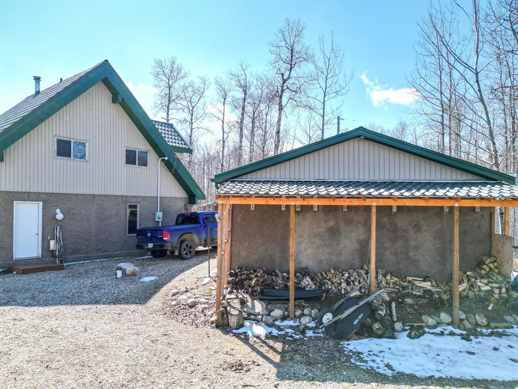 












67 Hilltop Crescent

,
Onanole,




Manitoba
R0J1N0


