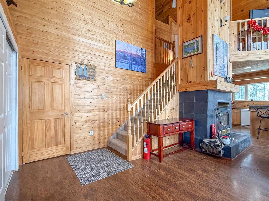 












67 Hilltop Crescent

,
Onanole,




Manitoba
R0J1N0

