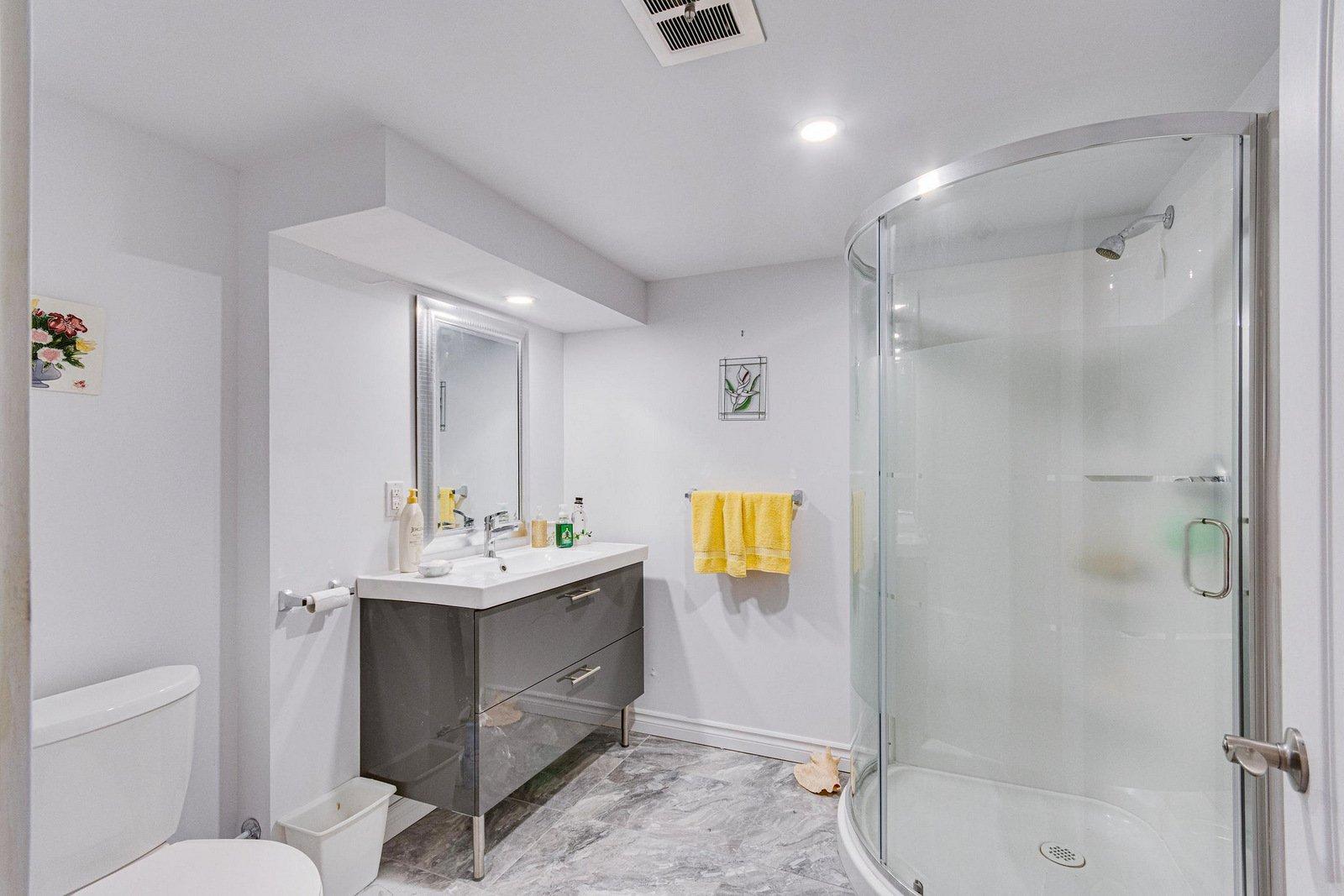 









60


Rue Cholette

,
Gatineau (Hull),




QC
J8Y1J8

