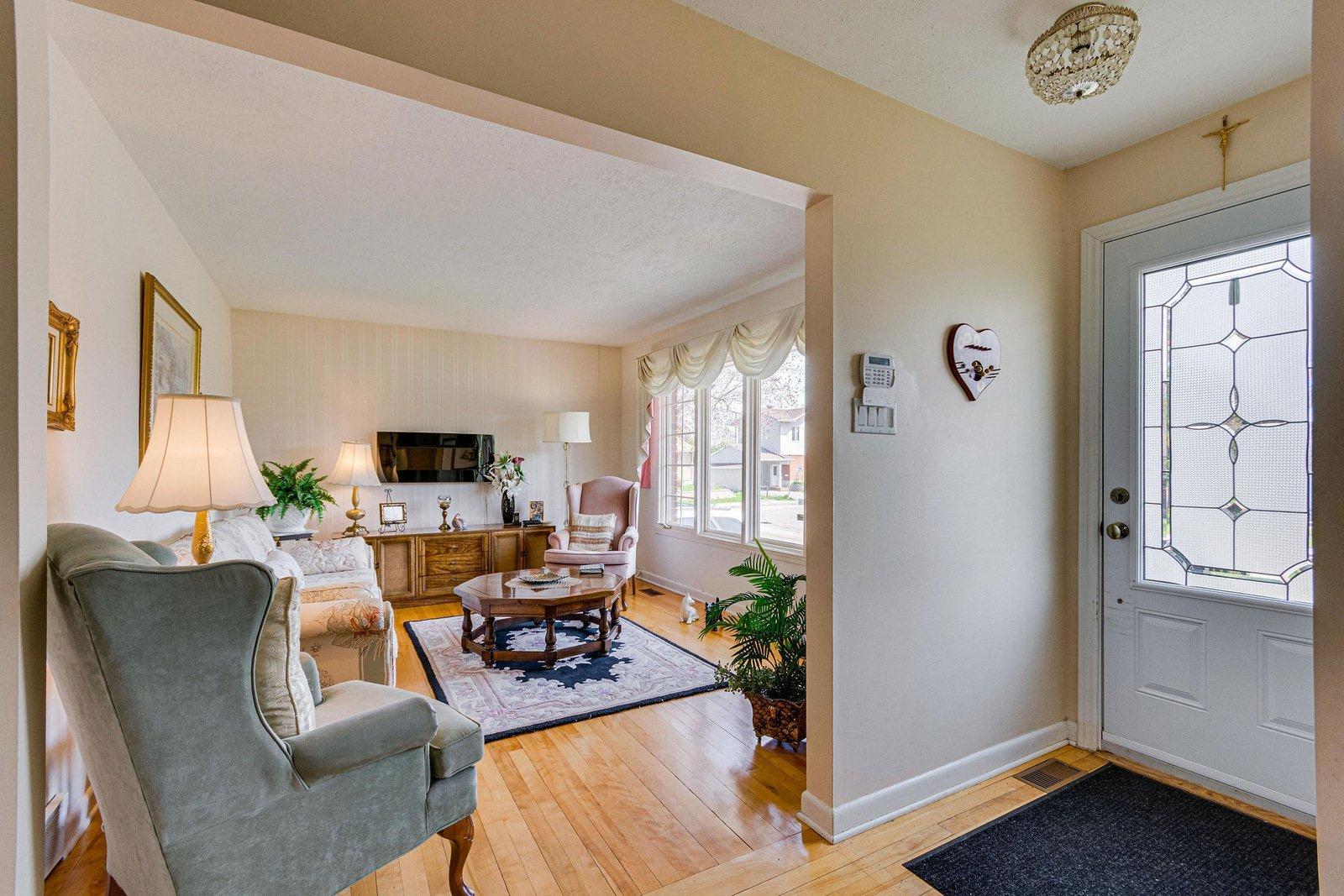 









60


Rue Cholette

,
Gatineau (Hull),




QC
J8Y1J8

