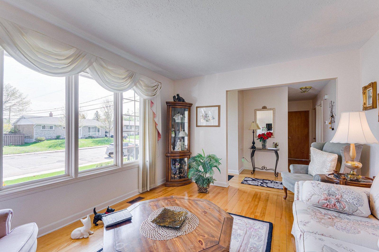









60


Rue Cholette

,
Gatineau (Hull),




QC
J8Y1J8

