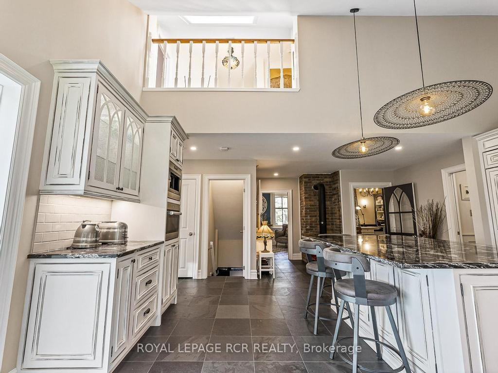 









282398


County Rd 10

N/A,
East Luther Grand Valley,




ON
L9W 0W6

