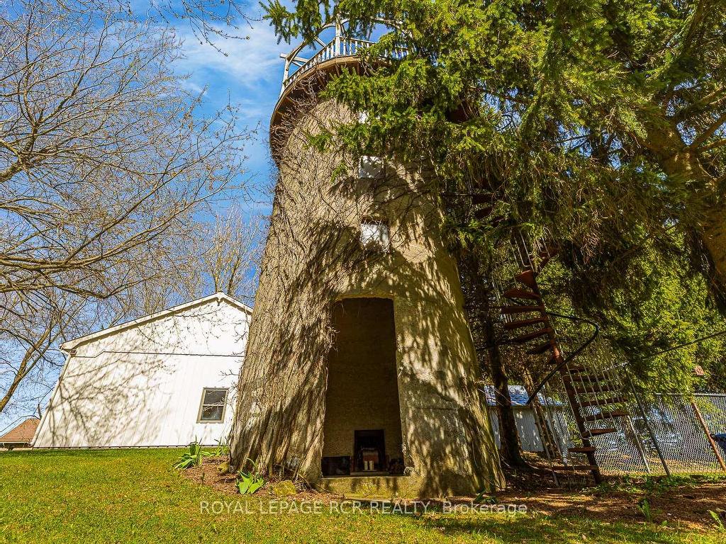 









282398


County Rd 10

N/A,
East Luther Grand Valley,




ON
L9W 0W6

