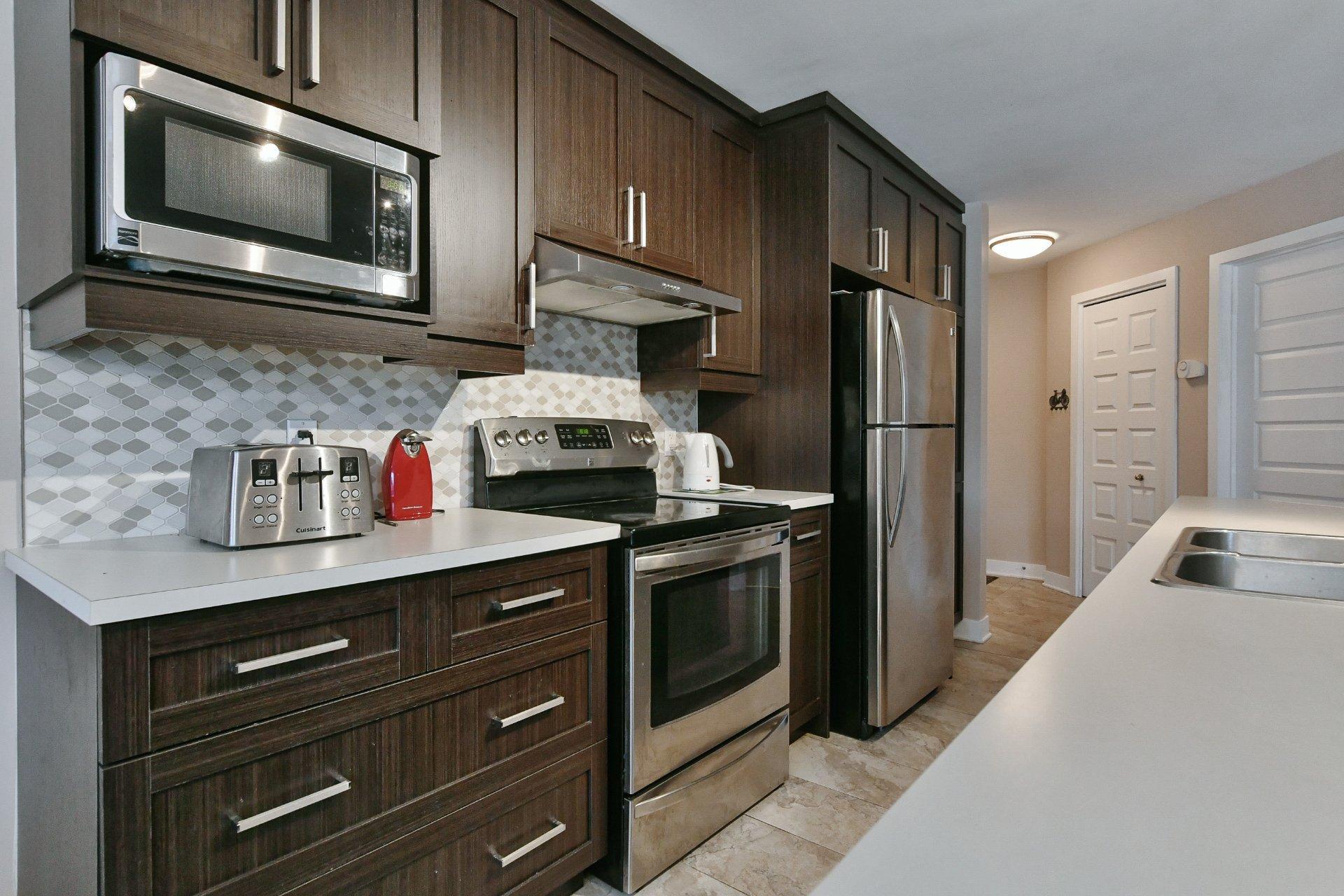 









260


Rue du Maçon

, 202,
Saint-Jérôme,




QC
J7Y0H4

