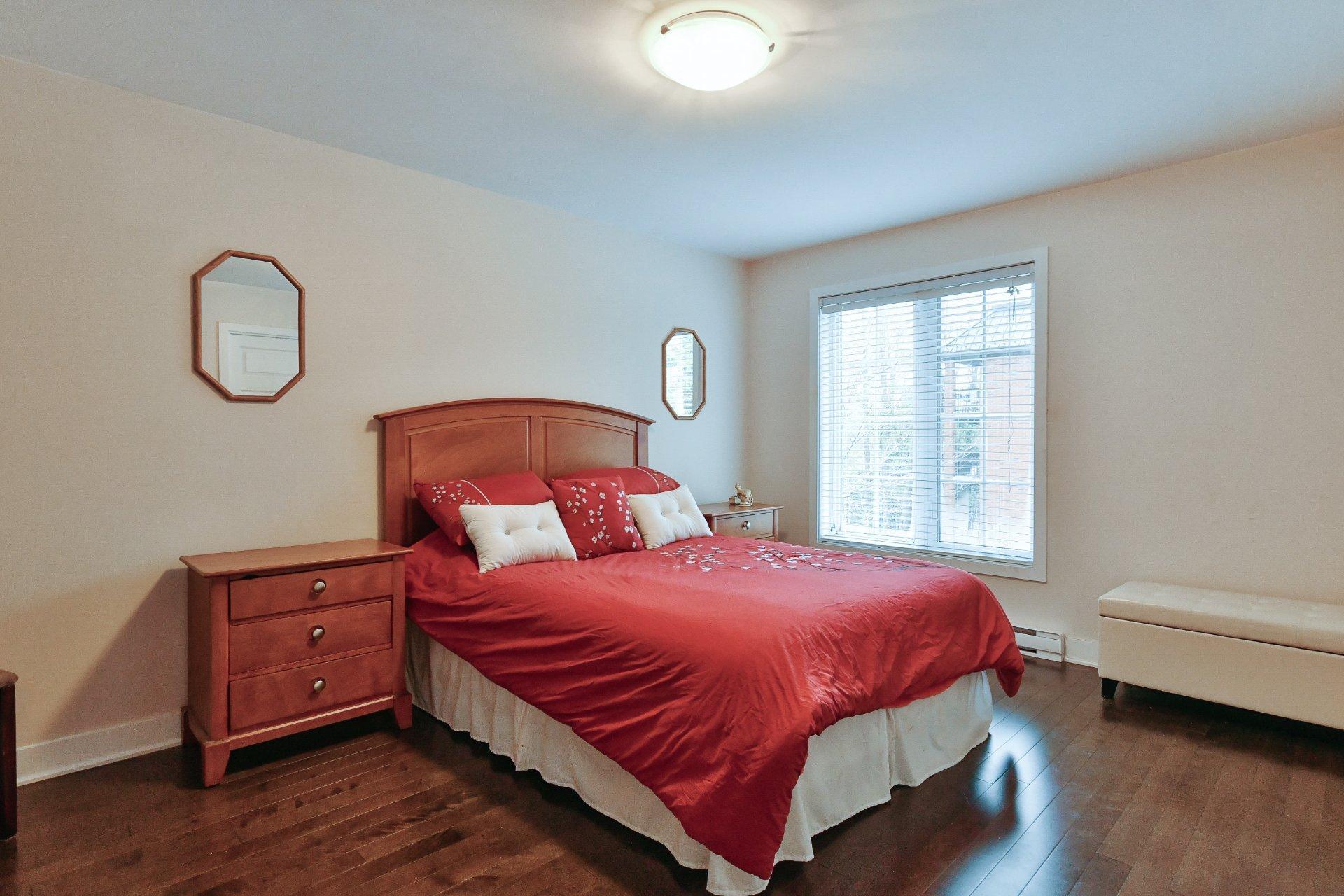 









260


Rue du Maçon

, 202,
Saint-Jérôme,




QC
J7Y0H4


