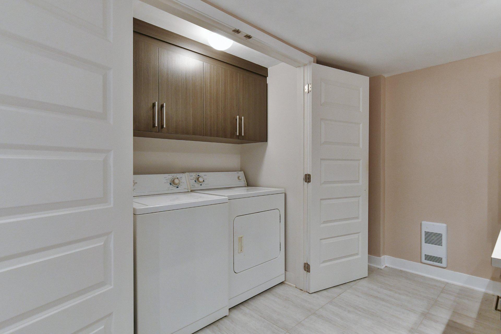 









260


Rue du Maçon

, 202,
Saint-Jérôme,




QC
J7Y0H4

