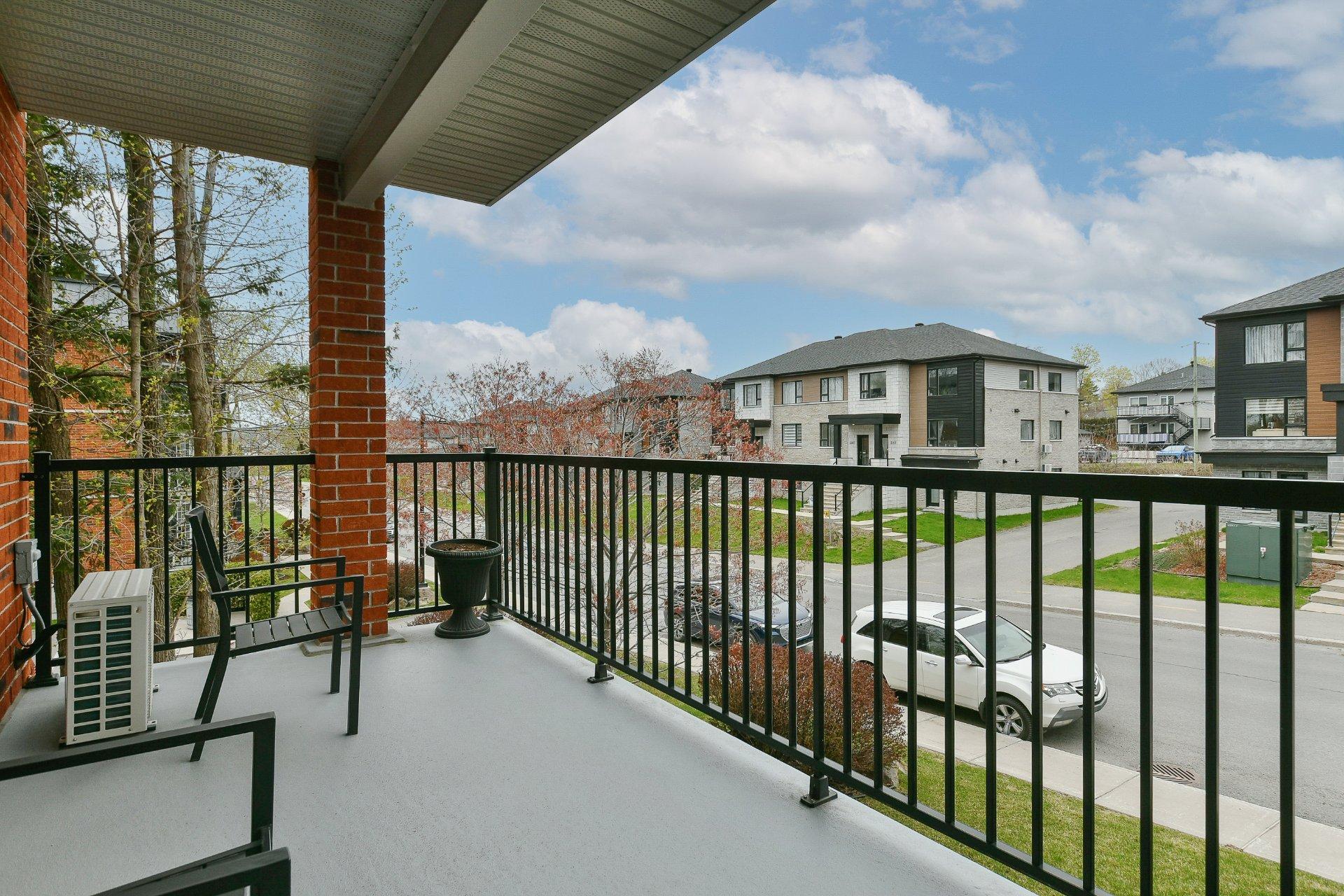 









260


Rue du Maçon

, 202,
Saint-Jérôme,




QC
J7Y0H4

