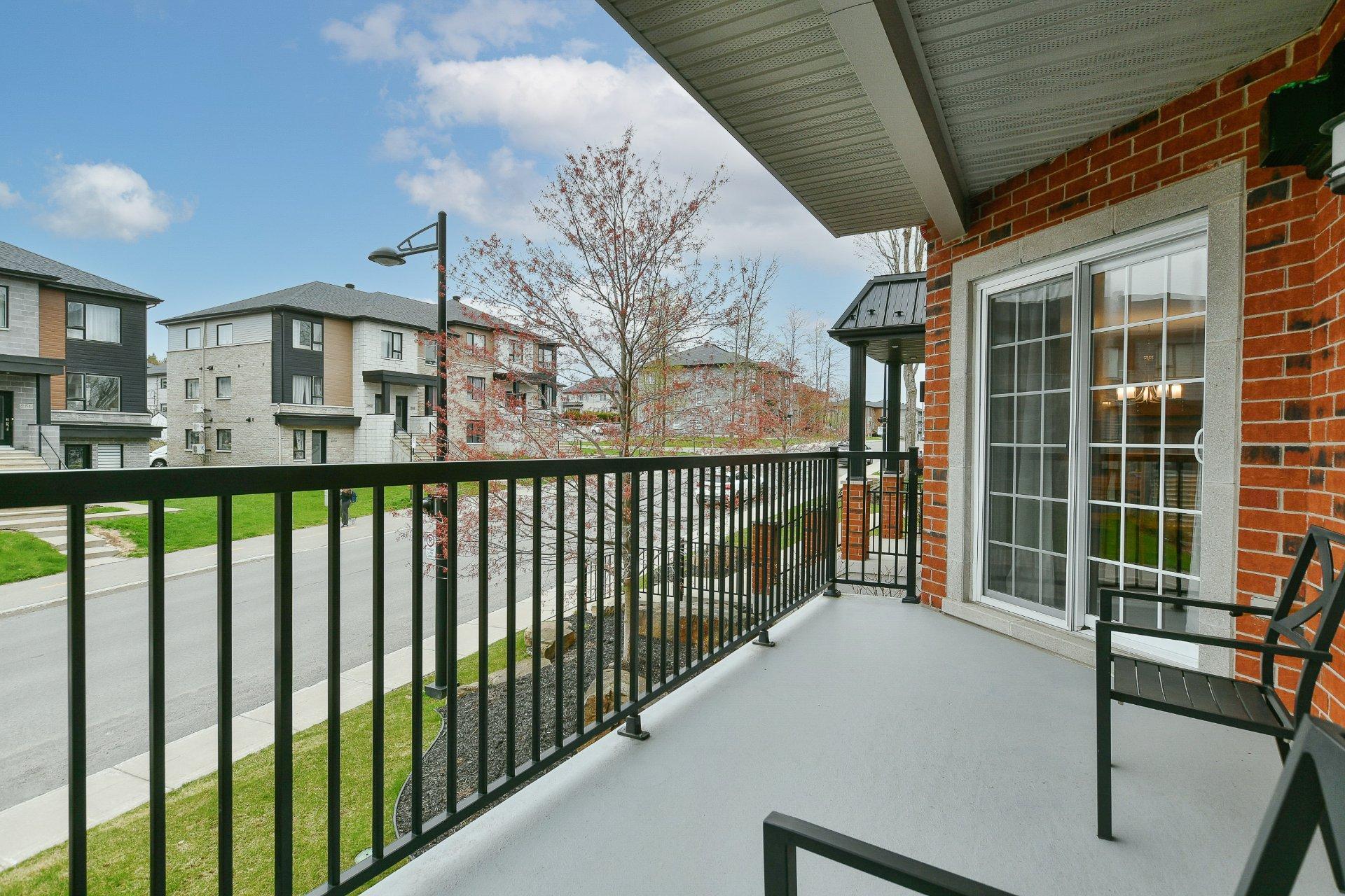 









260


Rue du Maçon

, 202,
Saint-Jérôme,




QC
J7Y0H4

