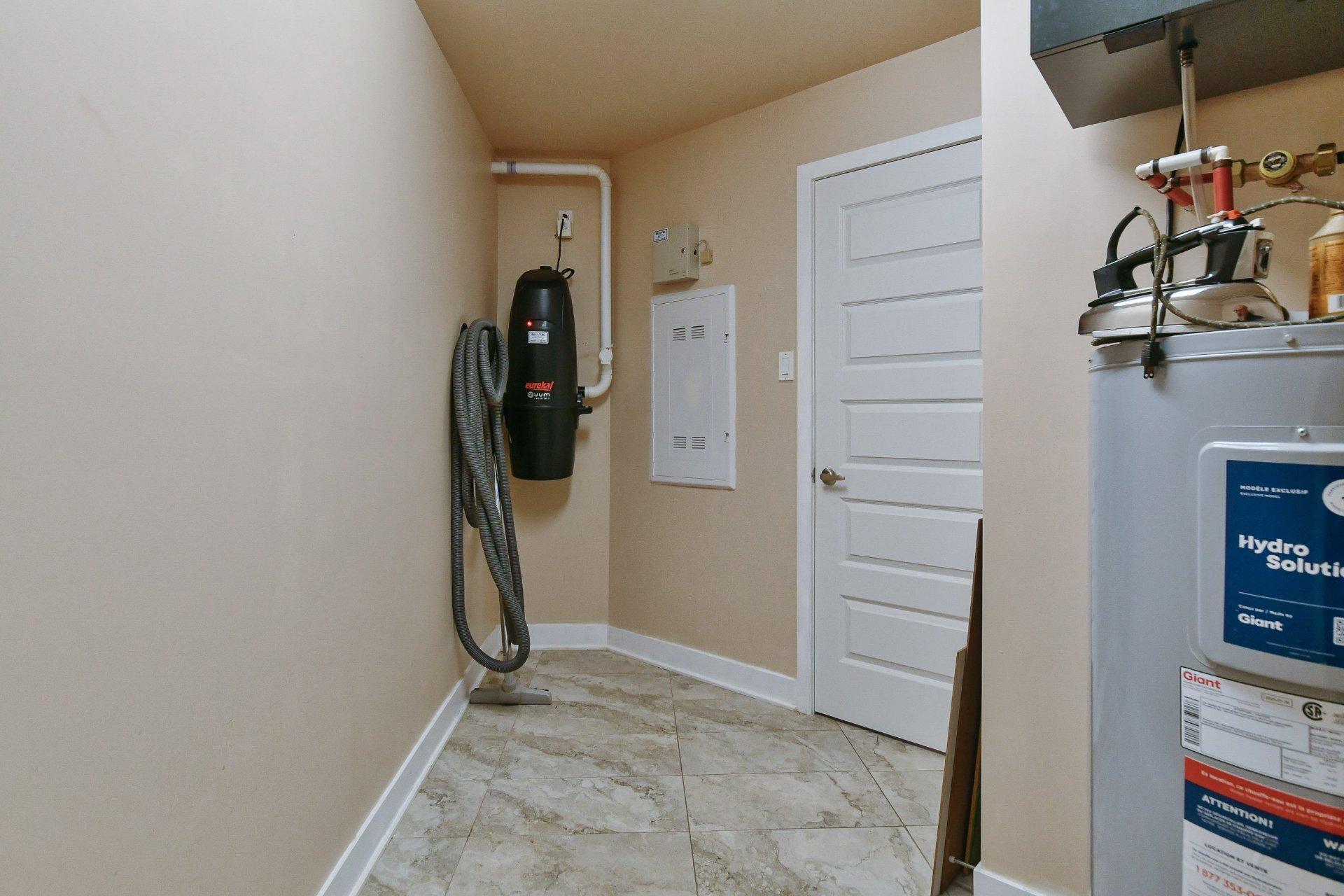 









260


Rue du Maçon

, 202,
Saint-Jérôme,




QC
J7Y0H4

