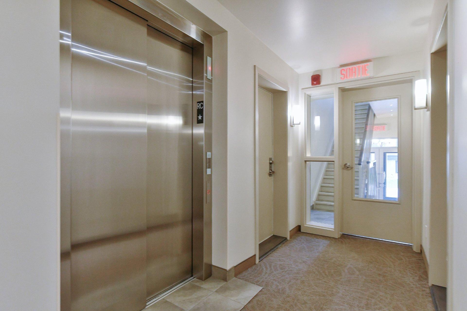 









260


Rue du Maçon

, 202,
Saint-Jérôme,




QC
J7Y0H4


