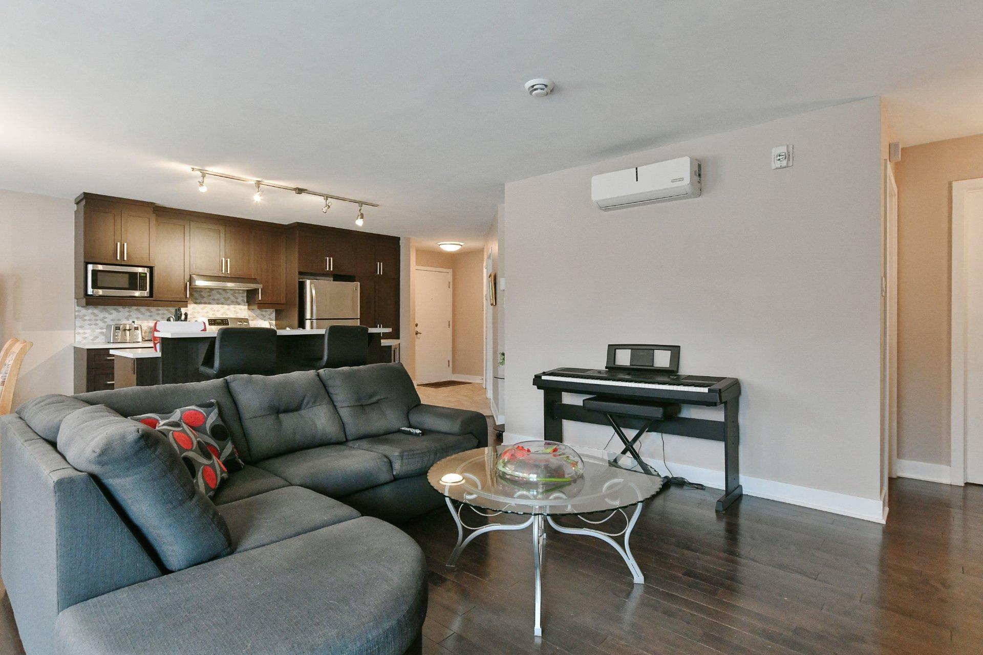 









260


Rue du Maçon

, 202,
Saint-Jérôme,




QC
J7Y0H4

