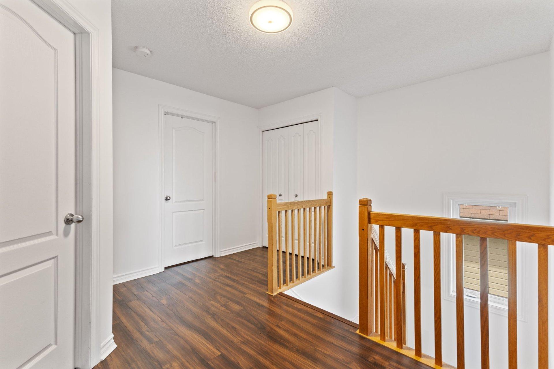 









570


Av. des Tilleuls

,
Gatineau (Aylmer),




QC
J9J2N6

