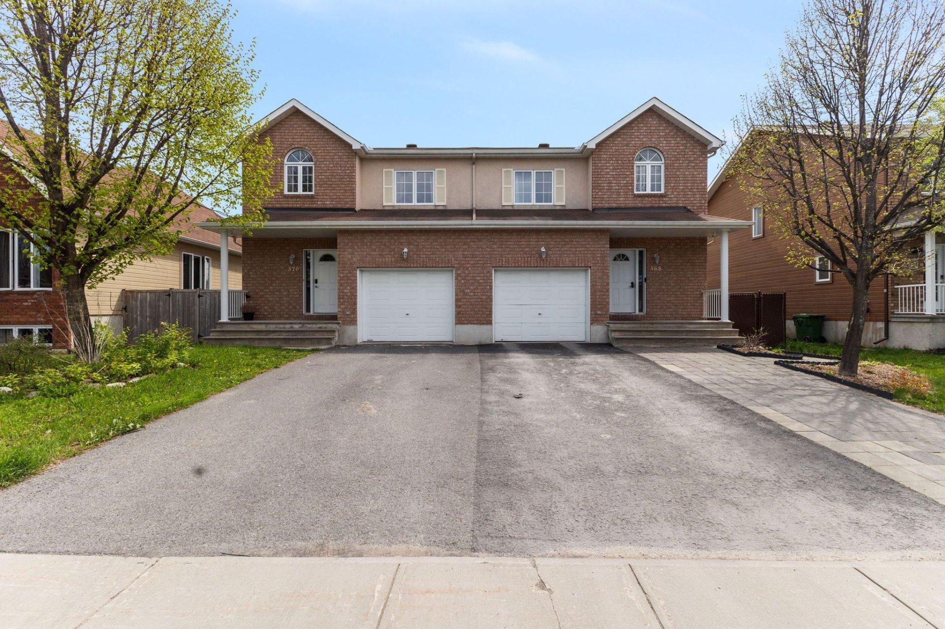 









570


Av. des Tilleuls

,
Gatineau (Aylmer),




QC
J9J2N6

