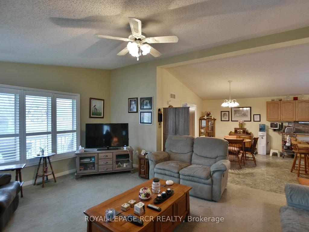 









9


Indiana

Avenue,
Wasaga Beach,




ON
L0L 2P0

