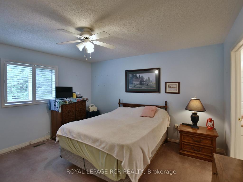 









9


Indiana

Avenue,
Wasaga Beach,




ON
L0L 2P0

