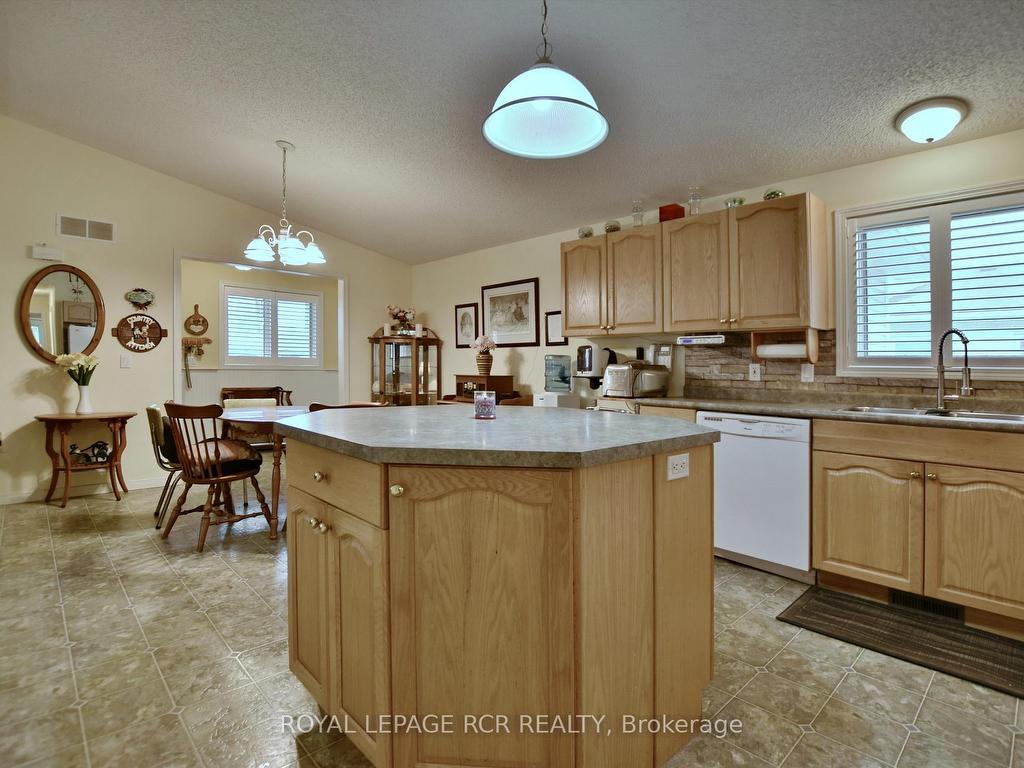 









9


Indiana

Avenue,
Wasaga Beach,




ON
L0L 2P0

