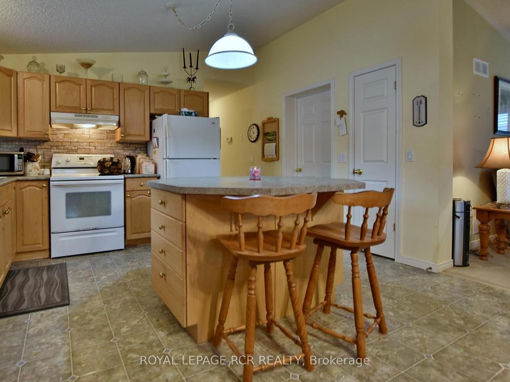 









9


Indiana

Avenue,
Wasaga Beach,




ON
L0L 2P0

