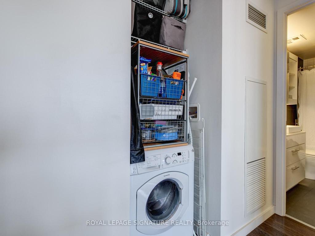 









32


Trolley

Crescent, 805,
Toronto,




ON
M5A 0E9

