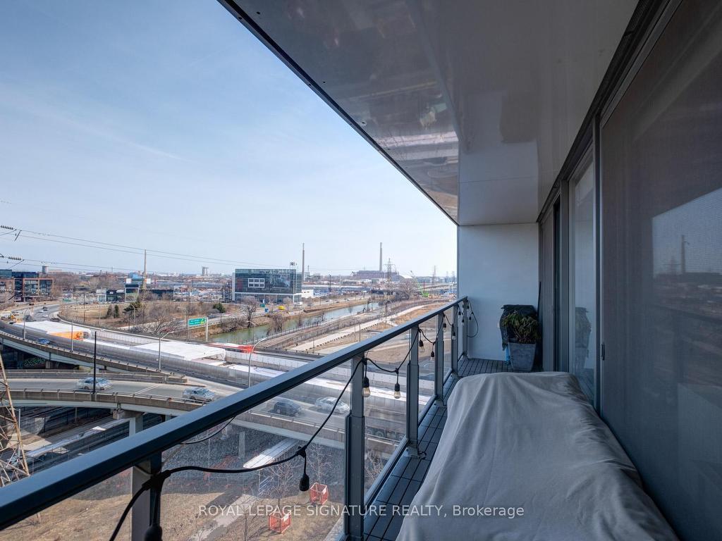 









32


Trolley

Crescent, 805,
Toronto,




ON
M5A 0E9

