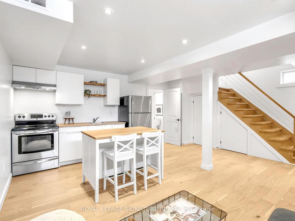 









33


Nineteenth

Street,
Toronto,




ON
M8V 3L4

