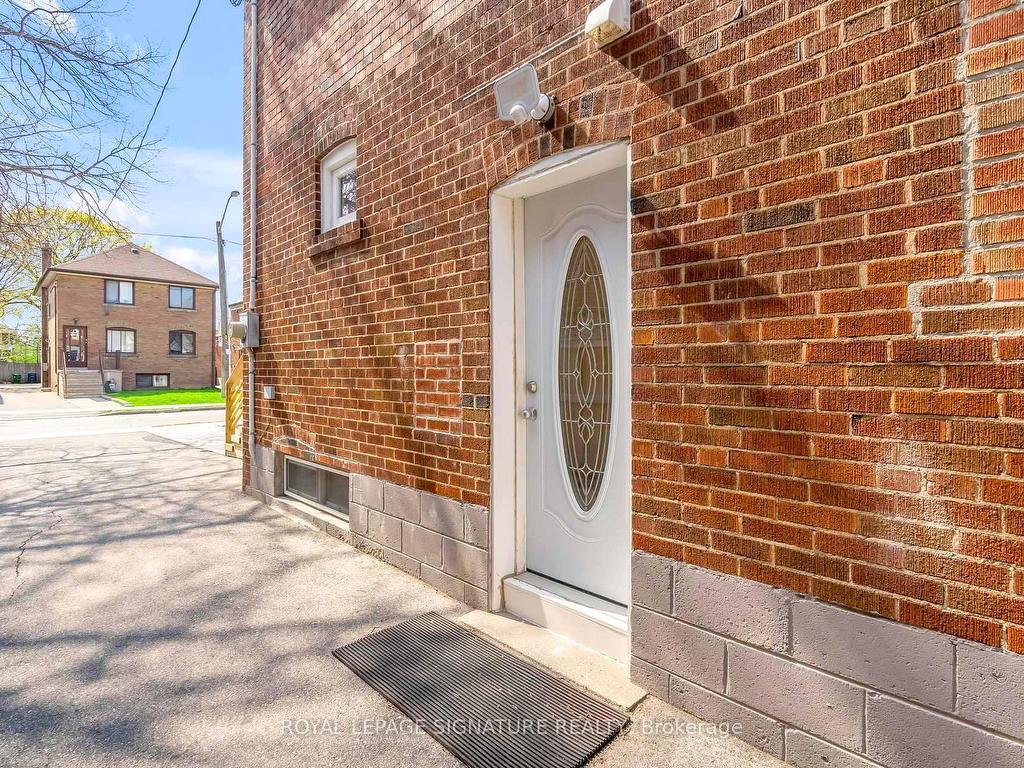









33


Nineteenth

Street,
Toronto,




ON
M8V 3L4

