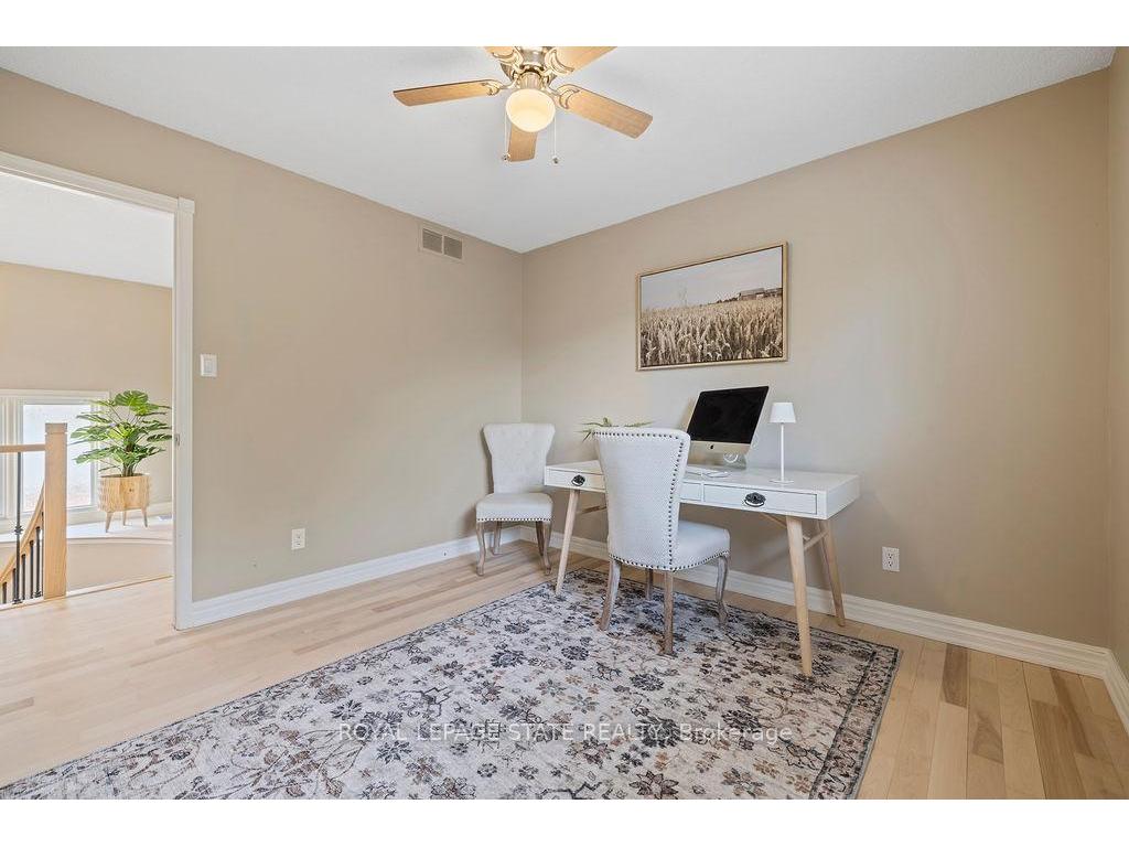 









16


Linington

Trail,
Hamilton,




ON
L9H 7A3

