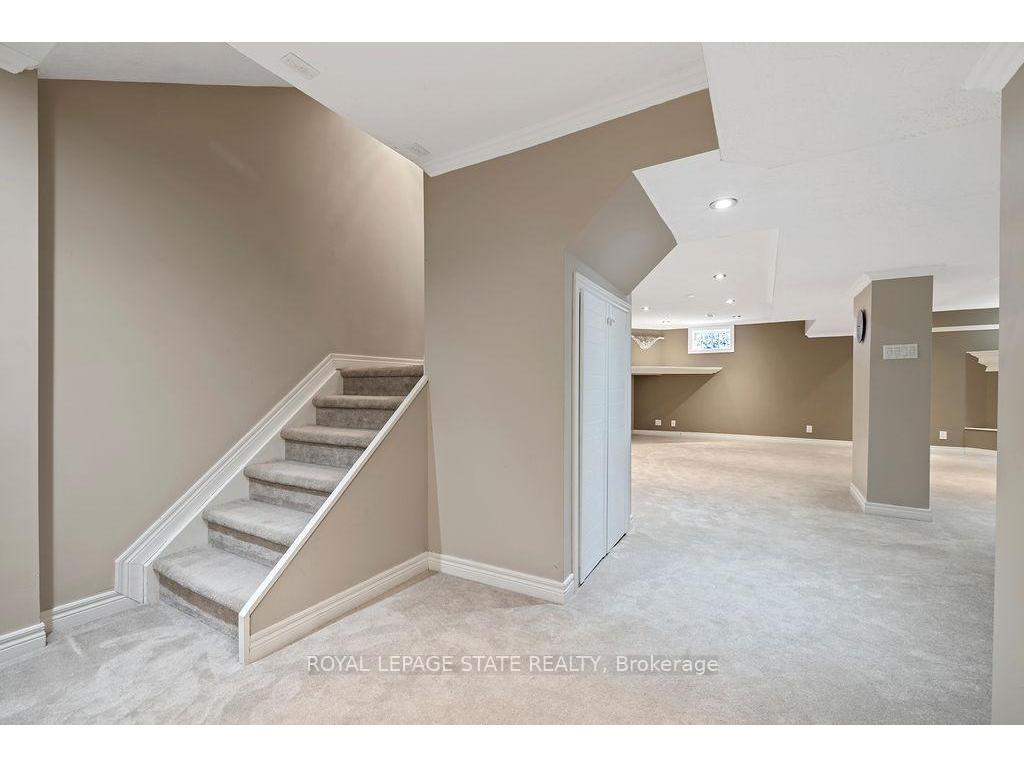 









16


Linington

Trail,
Hamilton,




ON
L9H 7A3

