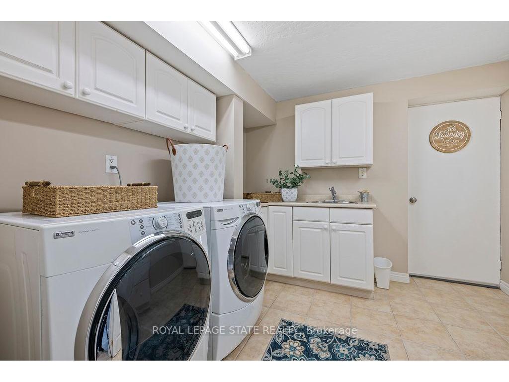 









16


Linington

Trail,
Hamilton,




ON
L9H 7A3

