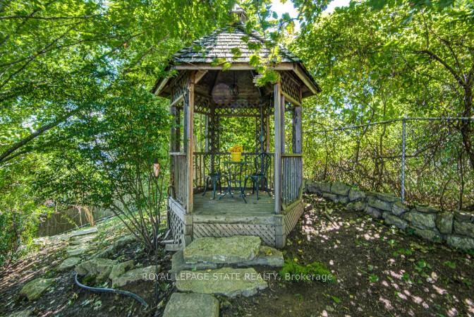 









16


Linington

Trail,
Hamilton,




ON
L9H 7A3

