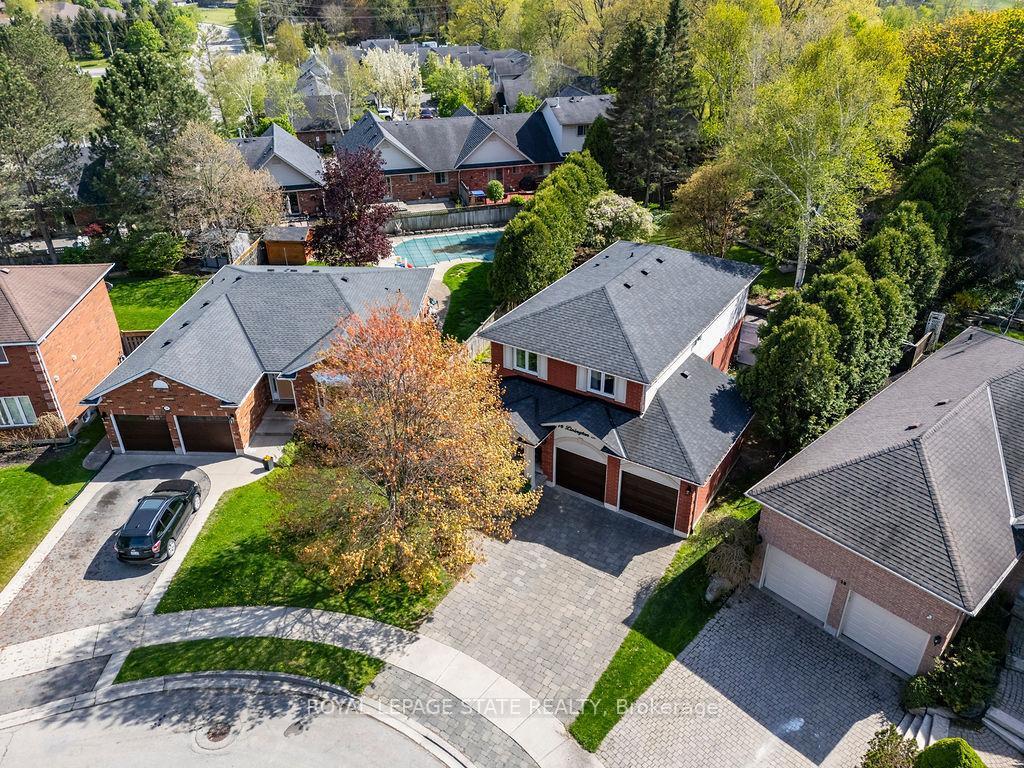 









16


Linington

Trail,
Hamilton,




ON
L9H 7A3

