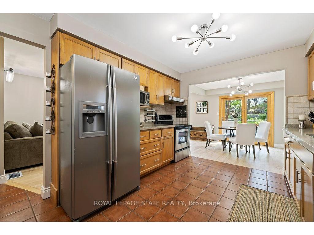 









16


Linington

Trail,
Hamilton,




ON
L9H 7A3

