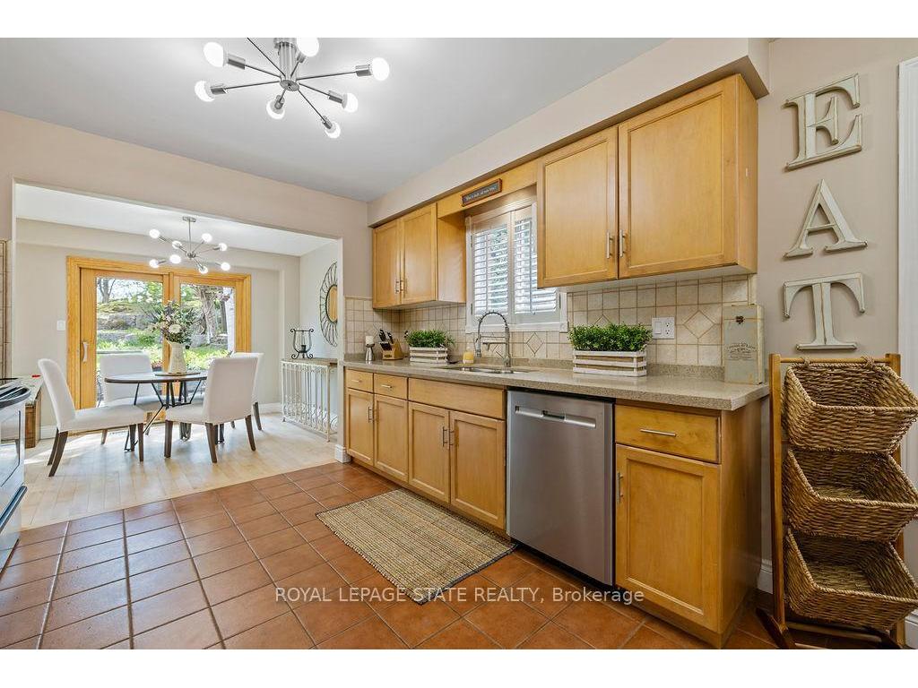 









16


Linington

Trail,
Hamilton,




ON
L9H 7A3

